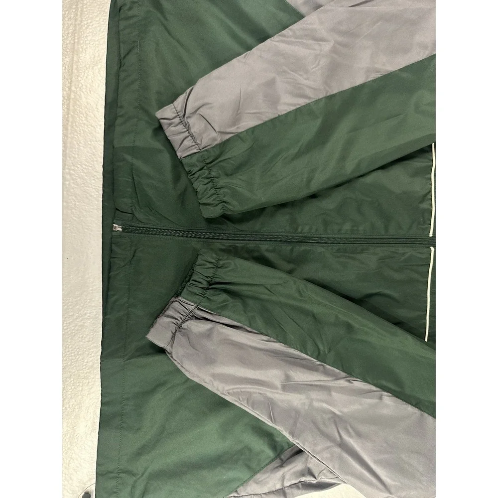 VTG Reebok Green Bay‎ Packers NFL Mens XL Windbreaker Green Lightweight NWT